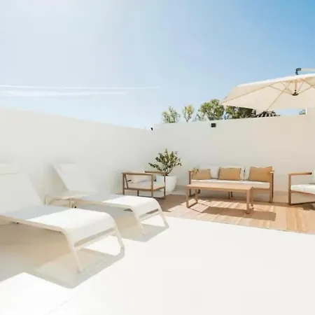 Luxury Rooftop, Private Jacuzzi With Mountain Views *